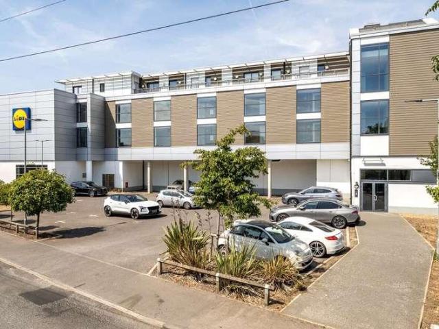 1 bed flat for sale