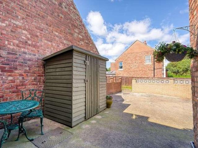 1 bed flat for sale