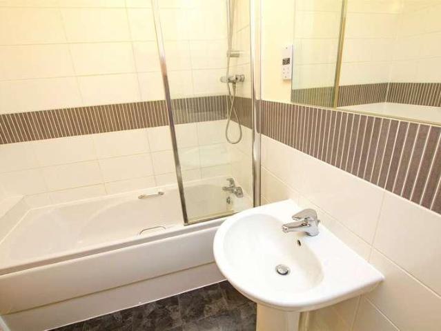 1 bed flat for sale