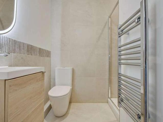 1 bed flat for sale
