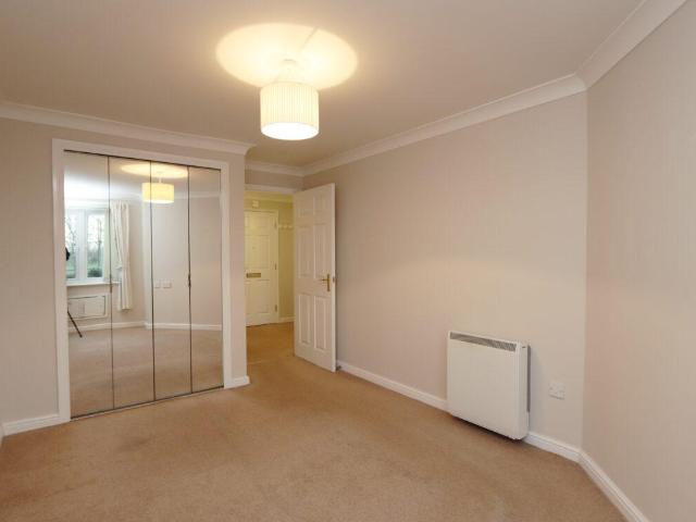 1 bed flat for sale