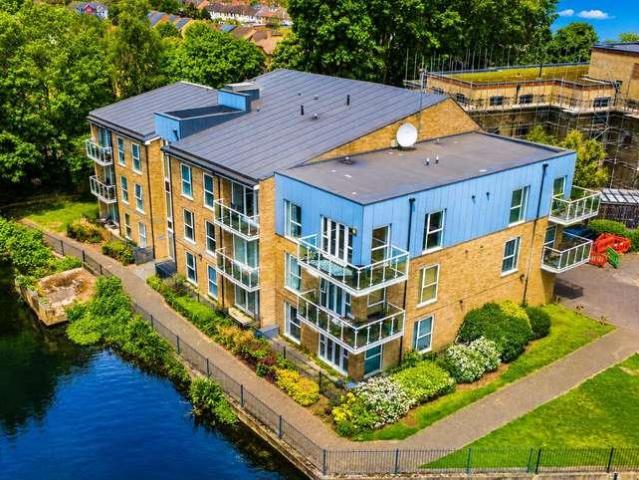 1 bed flat for sale
