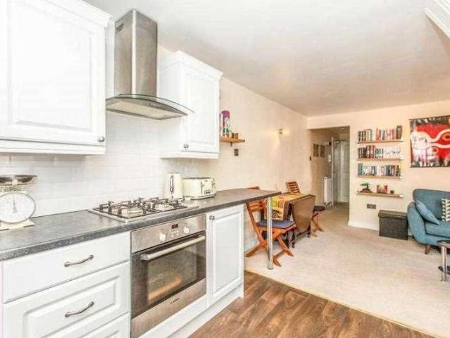 1 bed flat for sale