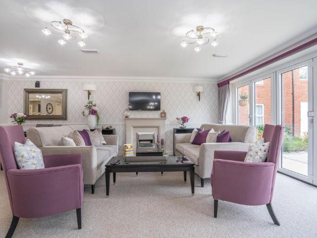 1 bed flat for sale