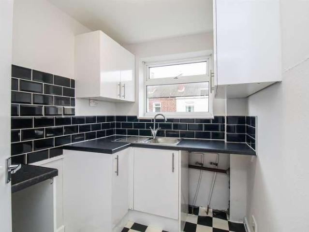 1 bed flat for sale