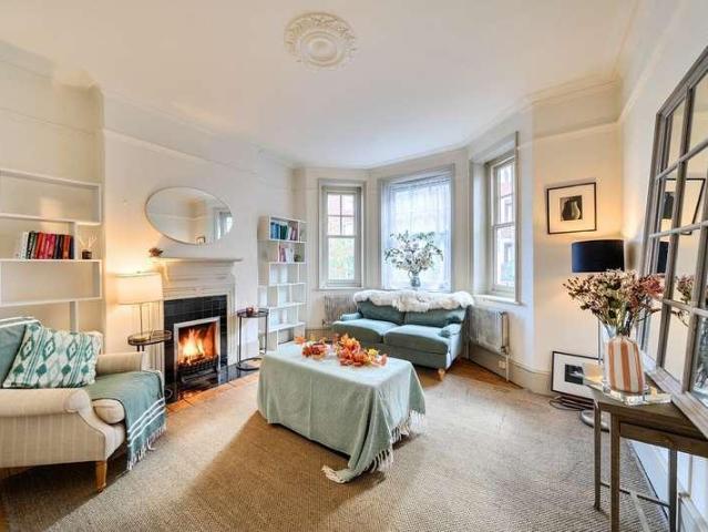 1 bed flat for sale