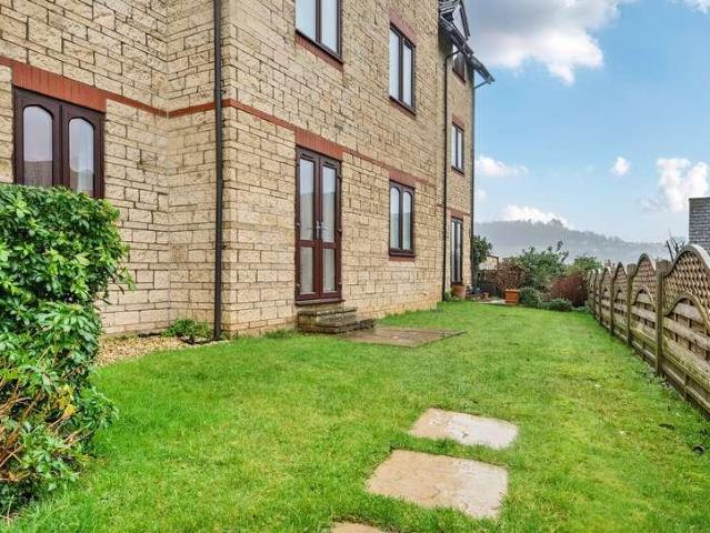 1 bed flat for sale