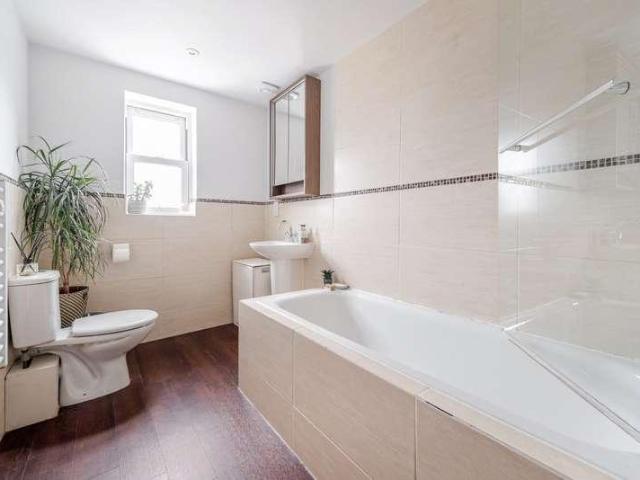 1 bed flat for sale