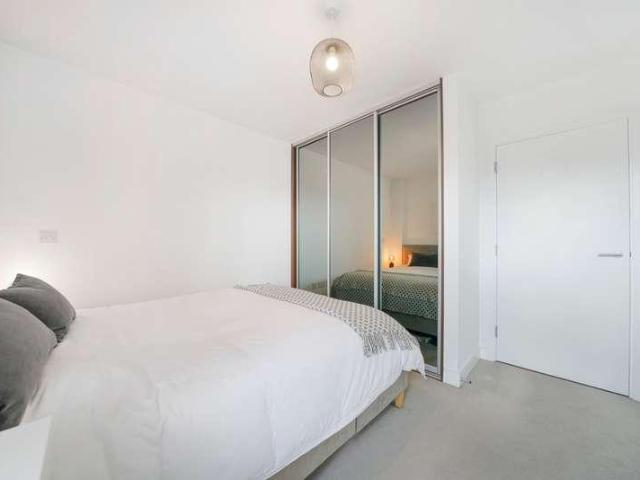 1 bed flat for sale
