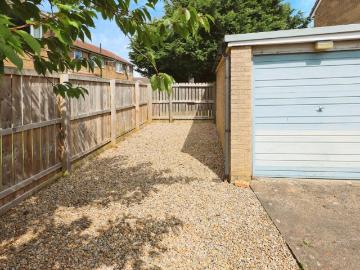 1 bed flat for sale