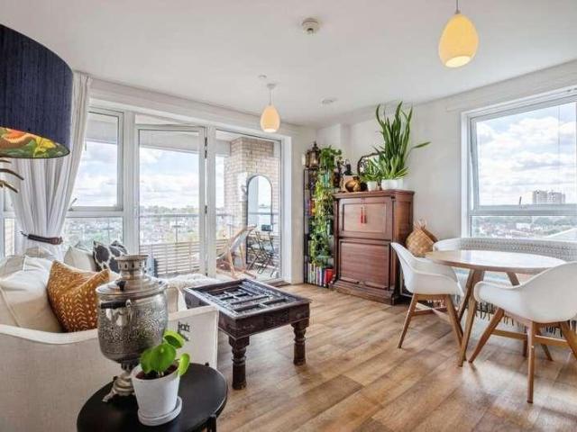 1 bed flat for sale
