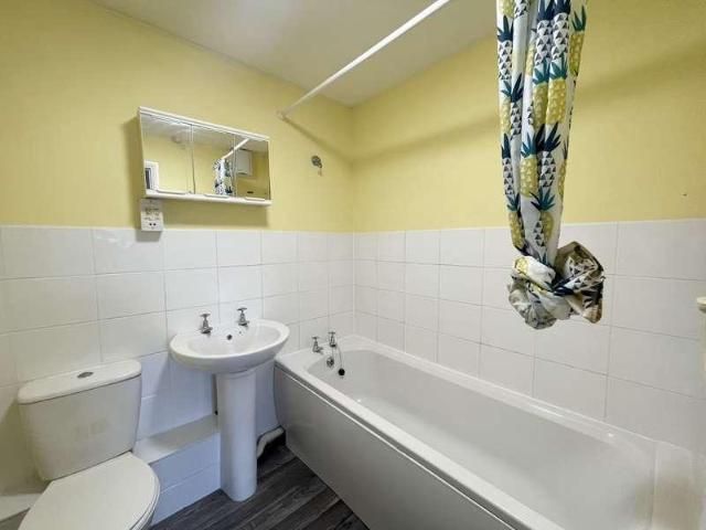 1 bed flat for sale