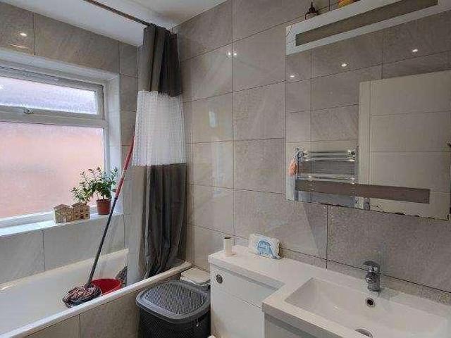 1 bed flat for sale