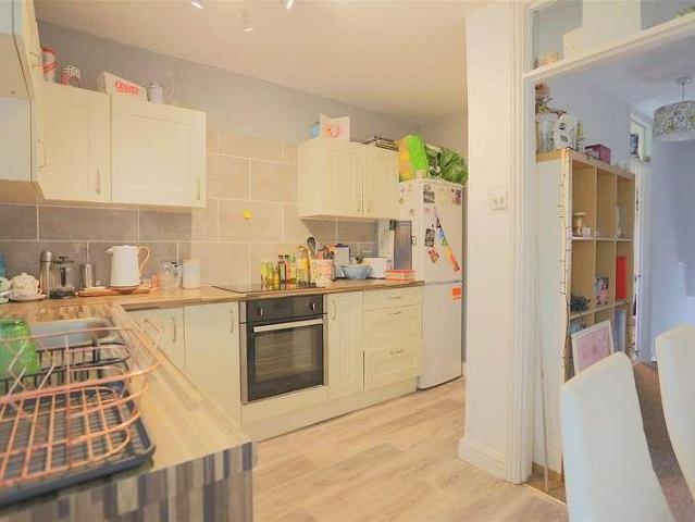 1 bed flat for sale