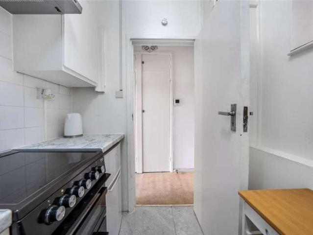 1 bed flat for sale