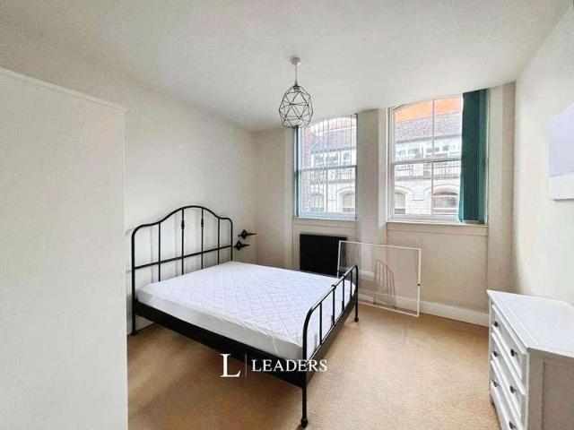 1 bed flat for sale