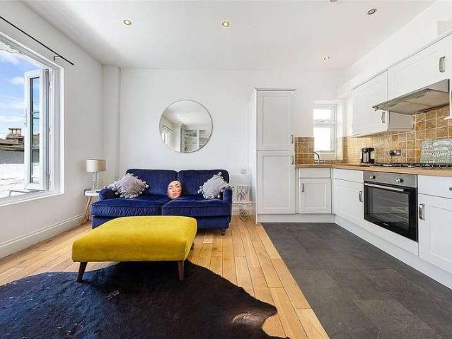 1 bed flat for sale