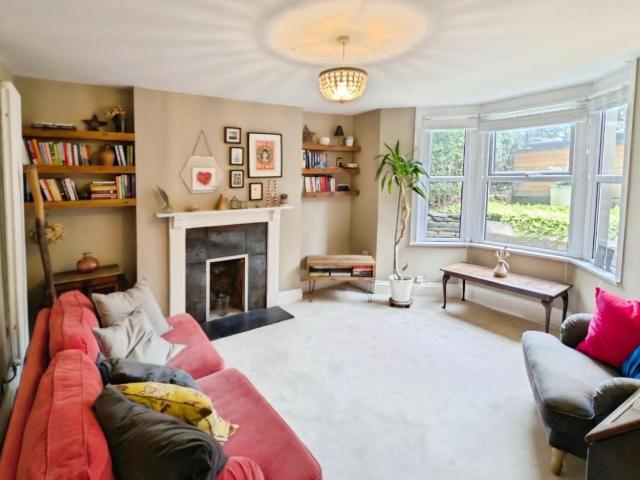 1 bed flat for sale