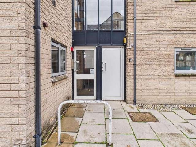 1 bed flat for sale