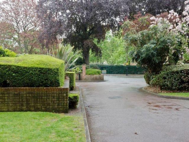 1 bed flat for sale