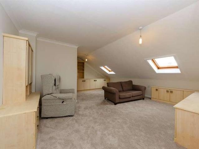 1 bed flat for sale
