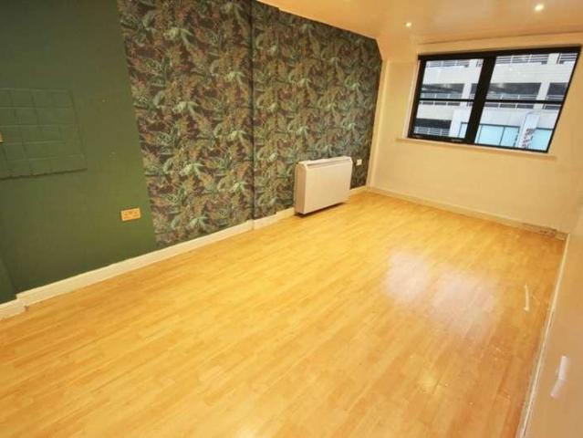1 bed flat for sale