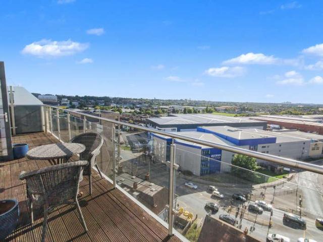 1 bed flat for sale