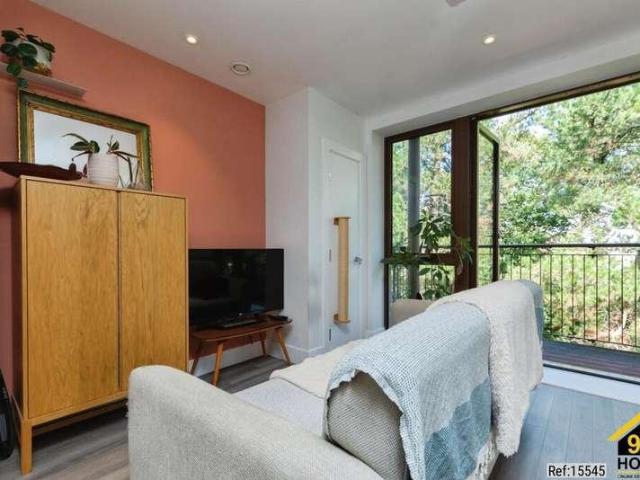 1 bed flat for sale