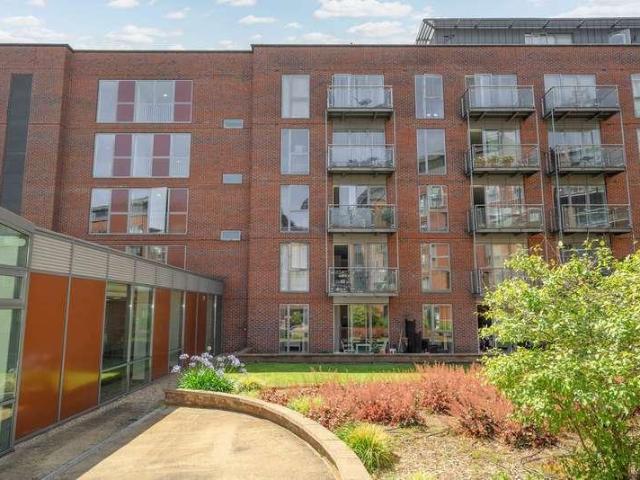 1 bed flat for sale