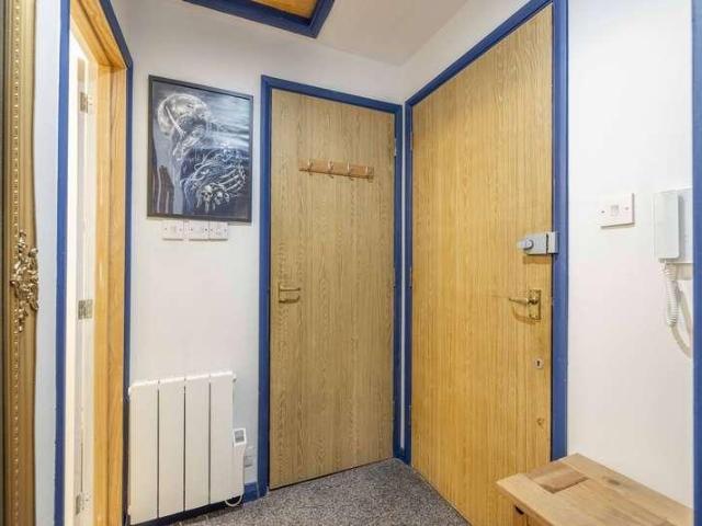 1 bed flat for sale