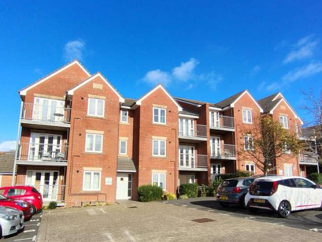 1 bed flat for sale