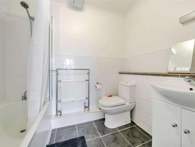 1 bed flat for sale