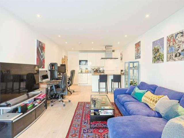 1 bed flat for sale