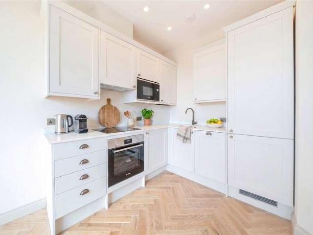 1 bed flat for sale