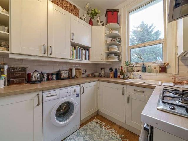 1 bed flat for sale