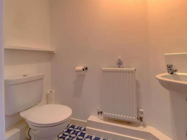 1 bed flat for sale