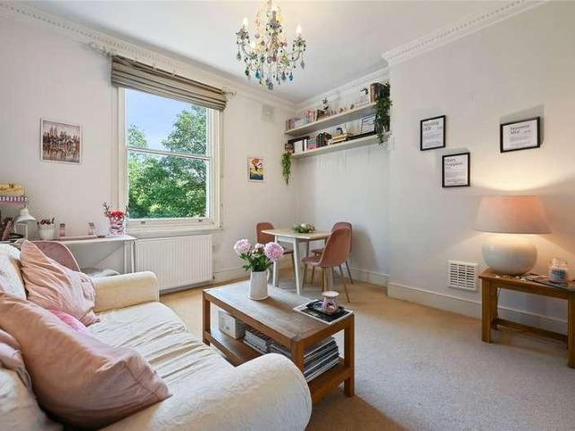 1 bed flat for sale