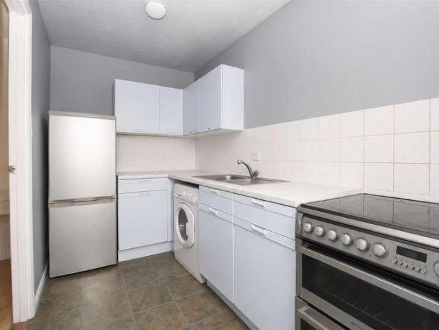 1 bed flat for sale
