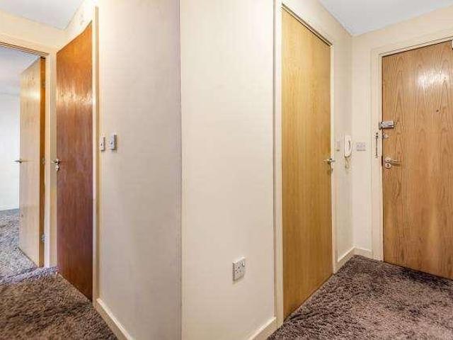 1 bed flat for sale