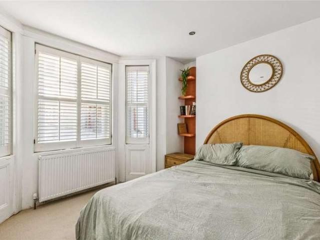 1 bed flat for sale