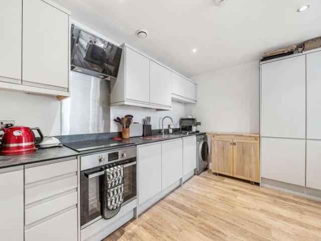 1 bed flat for sale