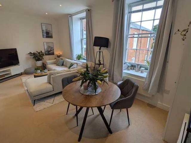 1 bed flat for sale