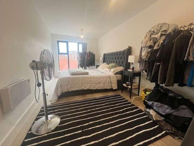 1 bed flat for sale