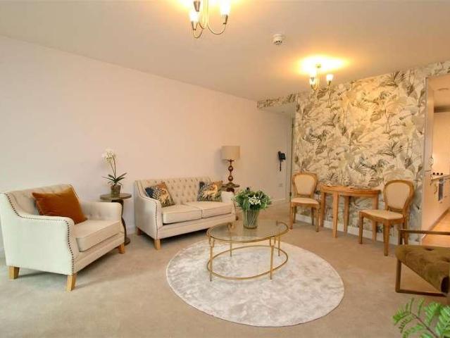 1 bed flat for sale