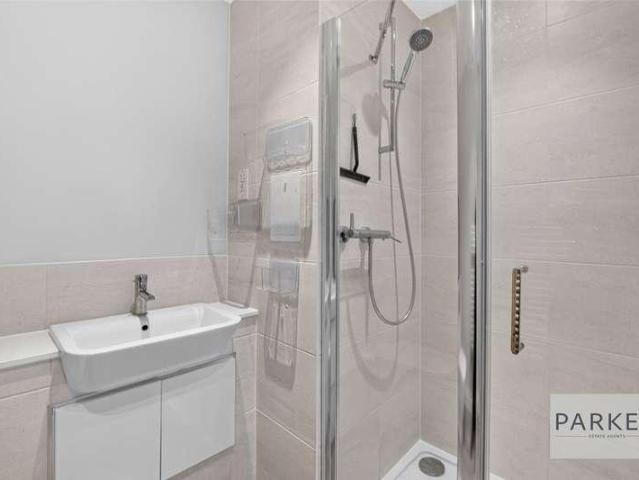 1 bed flat for sale