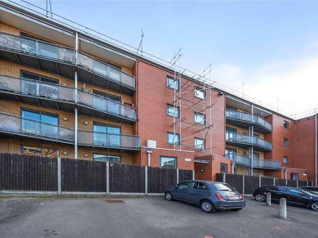 1 bed flat for sale