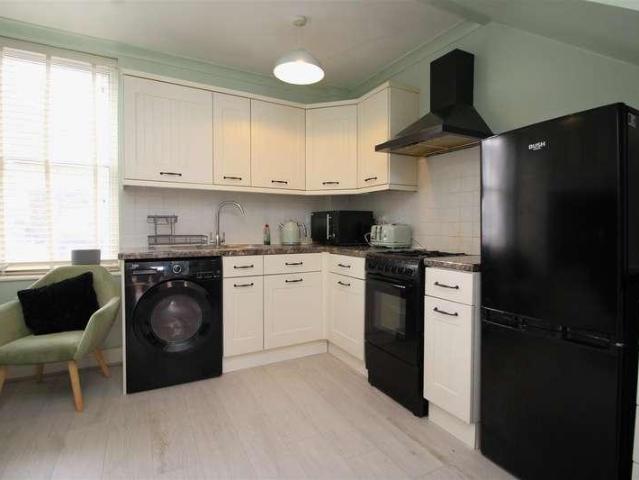 1 bed flat for sale