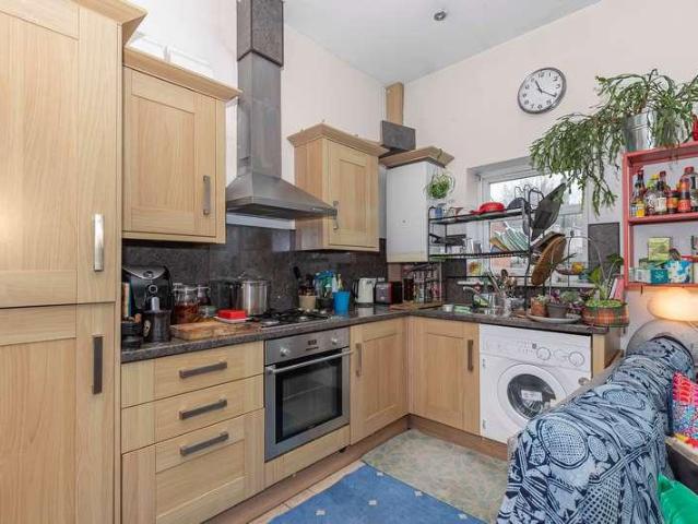 1 bed flat for sale