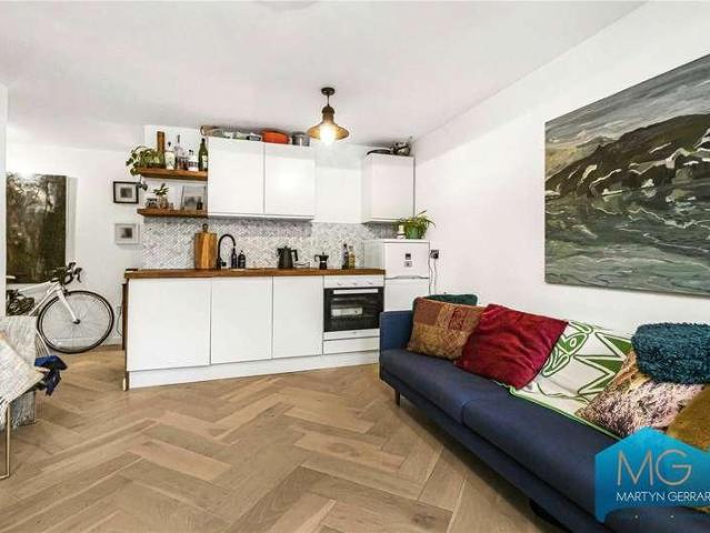 1 bed flat for sale