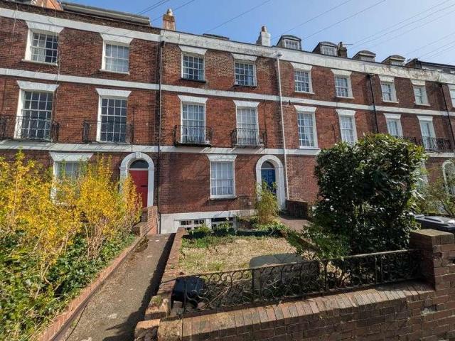 1 bed flat for sale